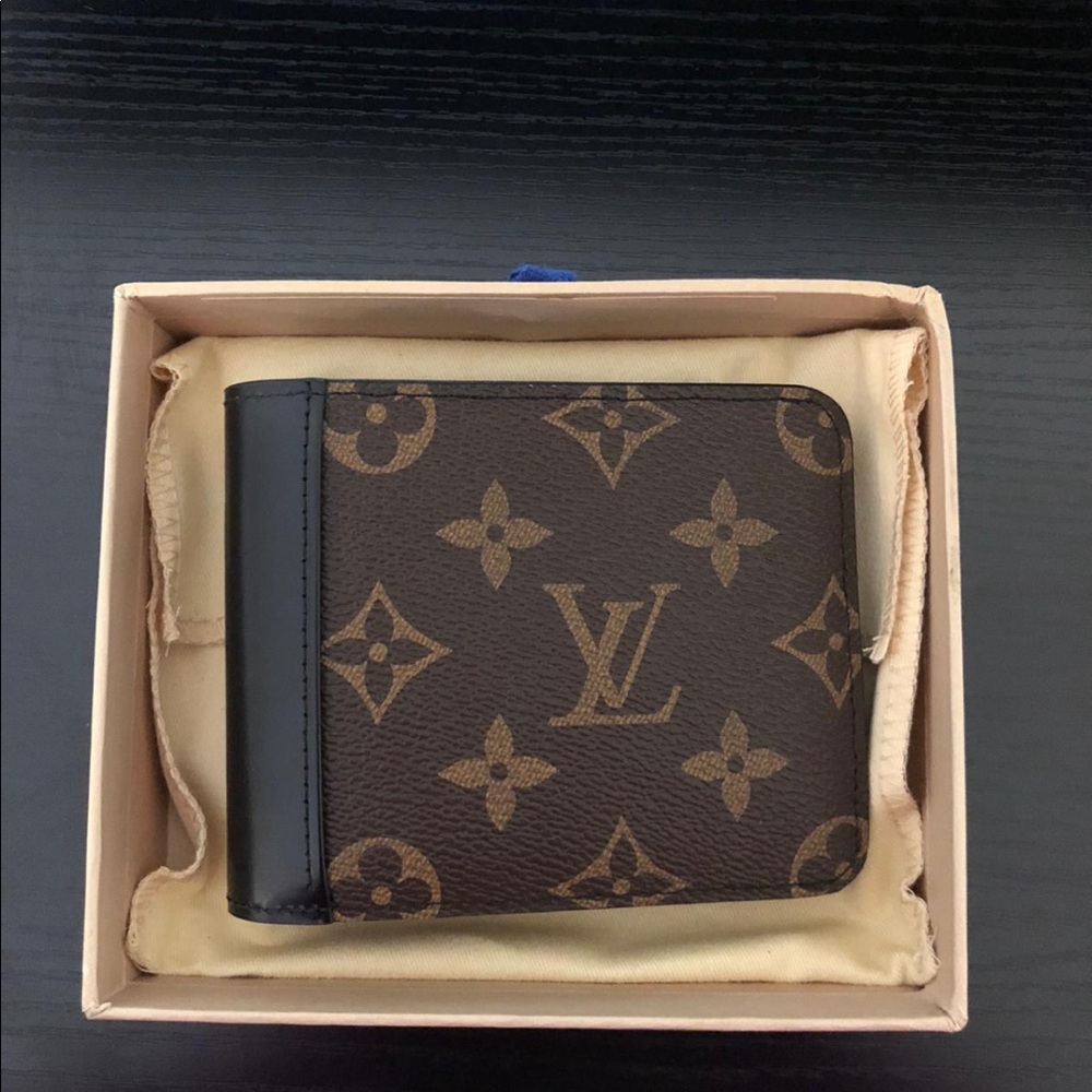 Louis Vuitton men’s Gaspar wallet  m93801